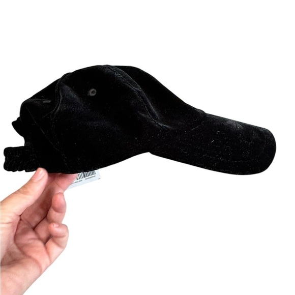 NEW Athleta Kinetic Velvet Baseball Cap New with Tags Black Velvet Elastic Back - Picture 1 of 10